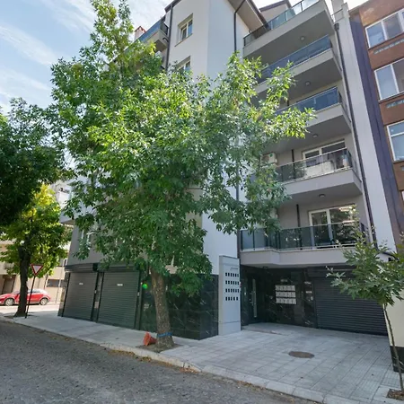 Cozy 2bd In * Пловдив